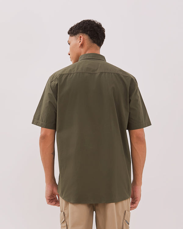 Men's Olive Green Short-Sleeved Shirt