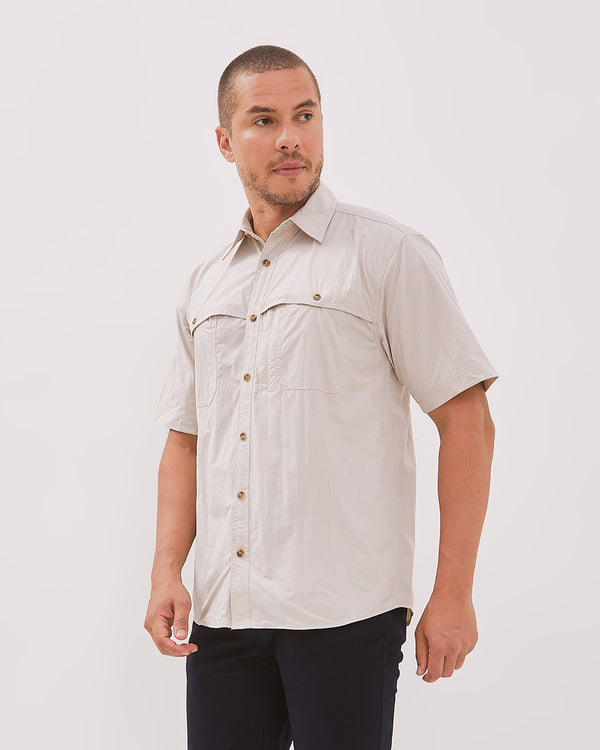 Men's Short-Sleeved Regular Shirt Double Pocket Nylon Cream